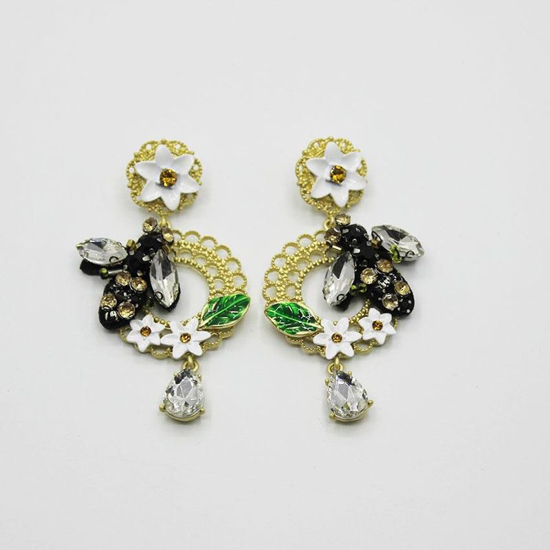 New Baroque Dripping Flower Bee Earrings Nhwj150155