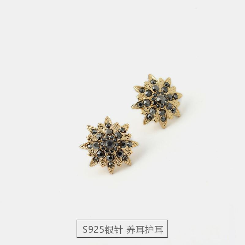 Nouvelle Japonais Et Coréen Diamant Populaire Boucles D'oreilles Femelle S925 Tendance Rue Snap Cristal Élégant Sauvage Boucles D'oreilles