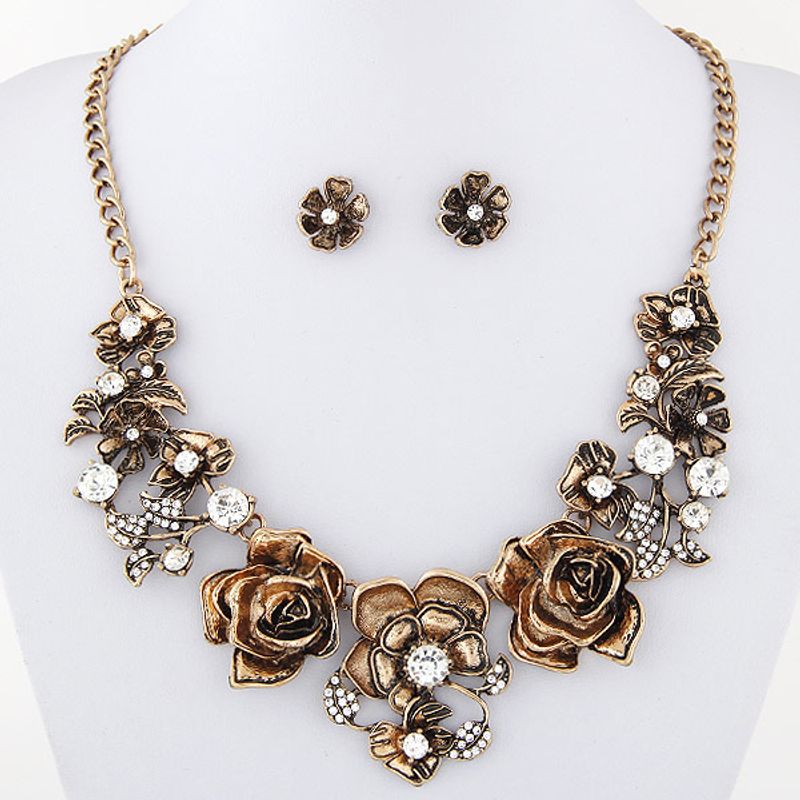 Metal Luxury Sparkling Rich Flower Temperament Necklace Earrings