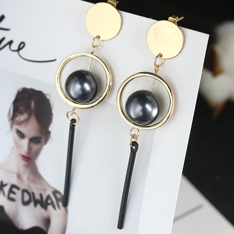 Star Im Gleichen Stil Mode Mädchen Einfache Geometrische Drei Dimensionale Ring Ohrringe Runde Perlen Lange Anhänger Ohrringe Ohrringe