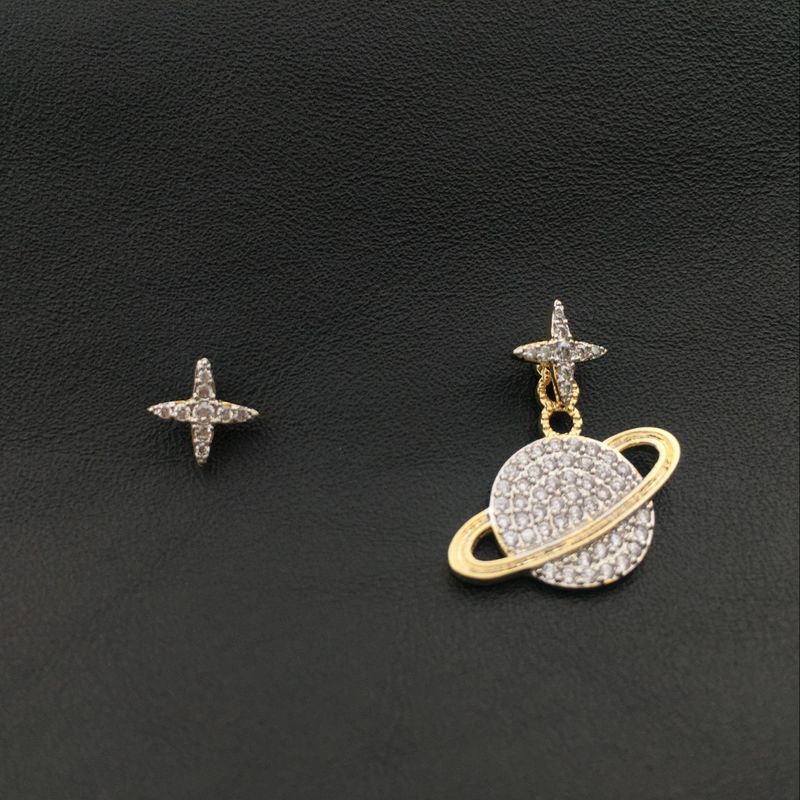 Asymmetrische Kleine Planeten Ohrringe Mikro Eingelegter Zirkon Gold Mars Kreatives Design S925 Silbern Adel Stern Ohrringe