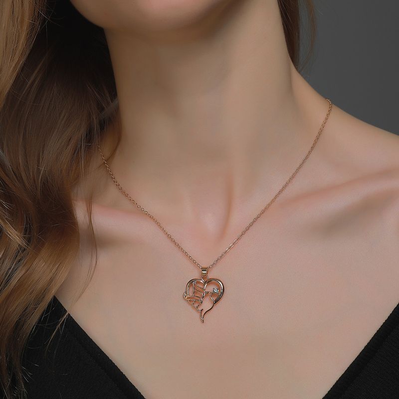 Creative Hollow Heart-shaped Peace Dove Diamond Animal Necklace