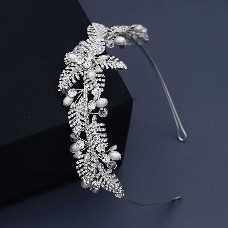 Fashion  Alloy Leaf Diamond  Handmade Pearl Head Flower Simple Wedding Headband