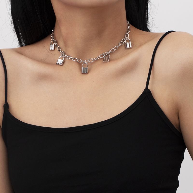 Fashion Simple Retro Alloy Lock-shaped Pendant Clavicle Necklace