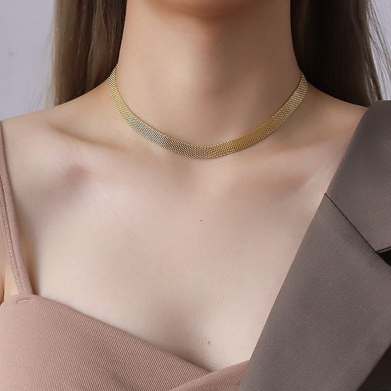 Retro Collar Short Exaggerated Titanium Steel Necklace