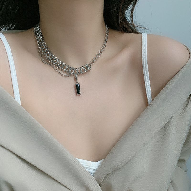 Koreanische Neue Trendige Luxus Schwarze Edelstein Anhänger Abnehmbare Twist Stitching Halskette