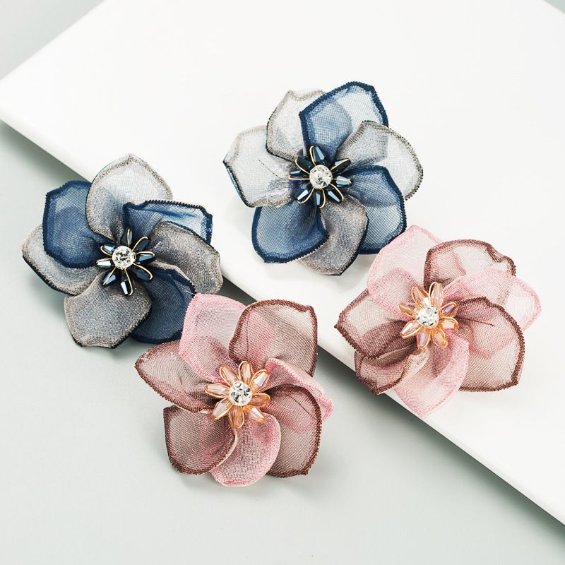 Yarn Flower Crystal Fashion Earrings