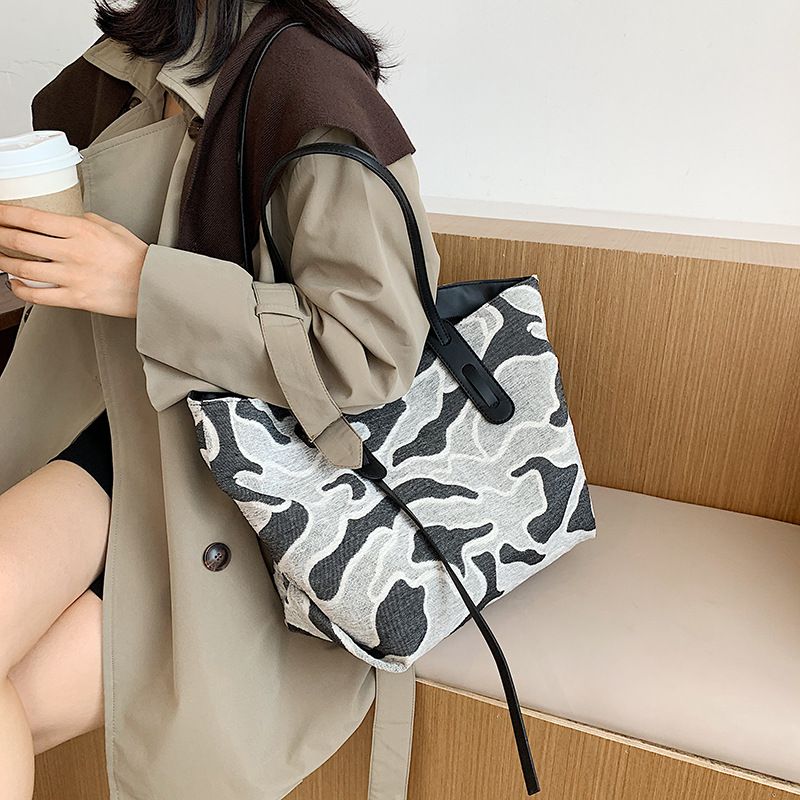 Fashion One-shoulder Large-capacity Bag