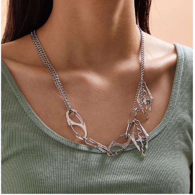 Fashion All-match Retro Exaggerated Alloy Necklace