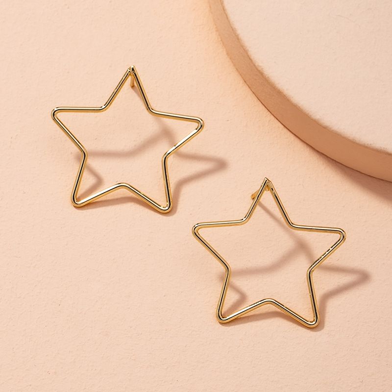 Star-shaped Simple Geometric Earrings