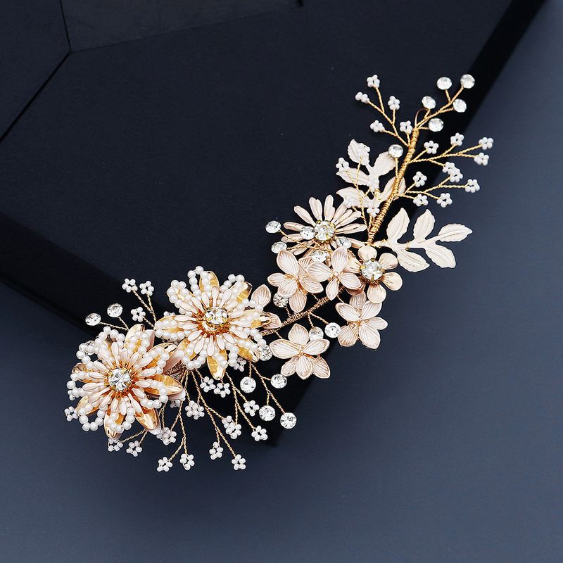 Luxury Handmade Beaded  Alloy Flower Pearl  Side Clip