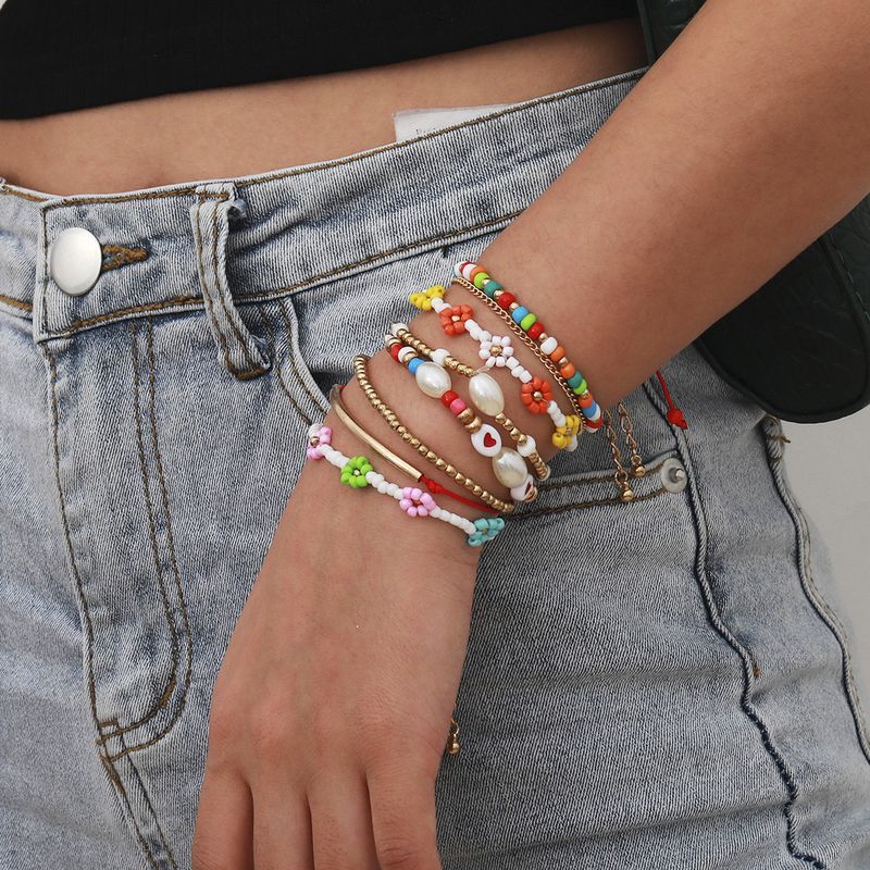 Bunte Perlenarmband-set Im Böhmischen Stil