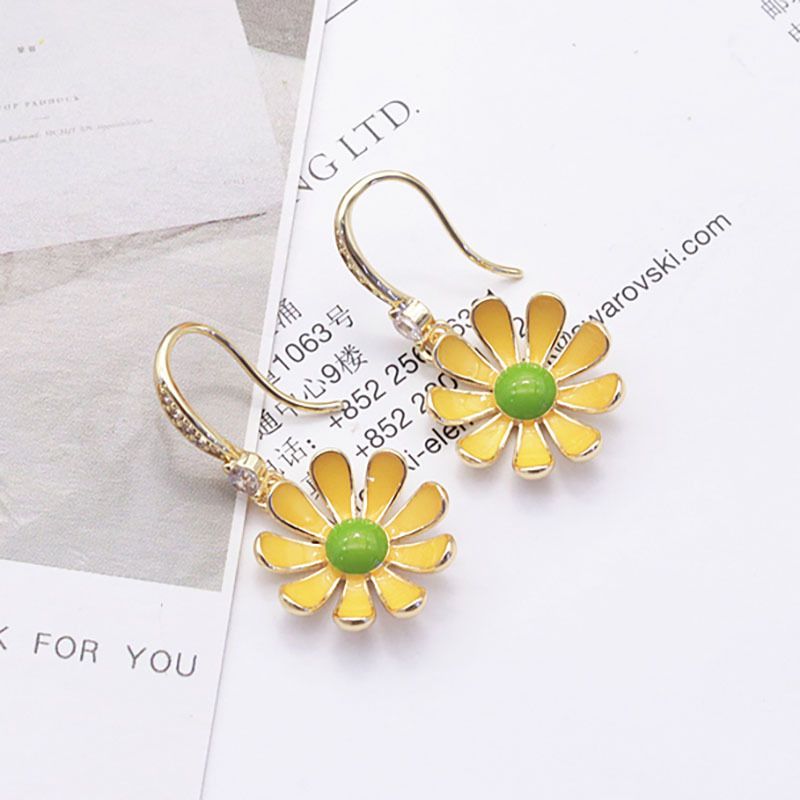 Korea New Simple  Daisy Earrings
