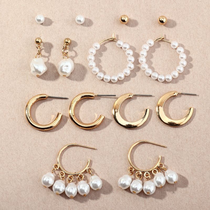Fashion Geometric C-shaped Pearl Earrings