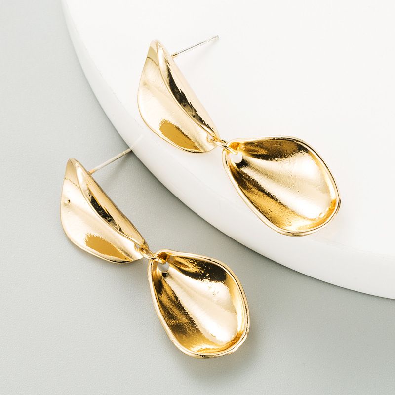 Simple Golden Alloy Fashion Earrings