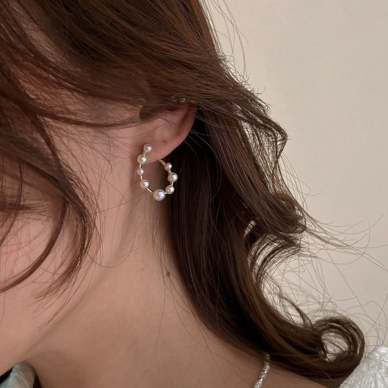 U-shaped Pearl Earrings Silver Needle