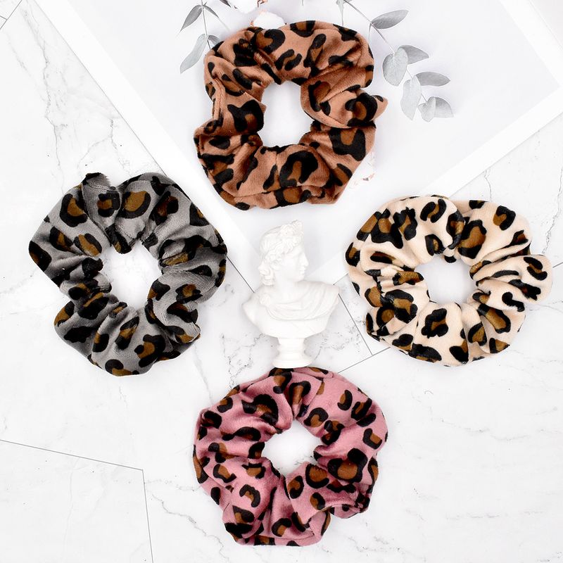 Retro Fashion New Plush Leopard  Hair Scrunchies