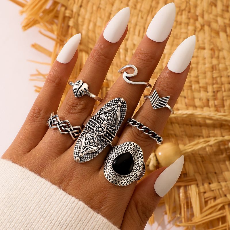 Retro Bohemian Ethnic Style Inlaid Black Gemstone Wave Leaf Ring Set