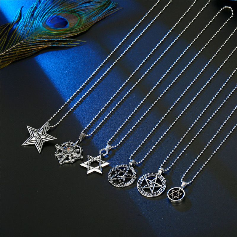 Domineering Punk Personality Men's Necklace Six-pointed Star Hollow Star Compass Pendant Necklace European Cross-border Sold Jewelry