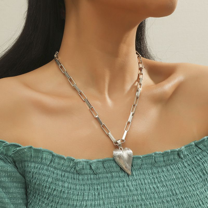 Fashion Simple Exaggerated Square Chain Necklace