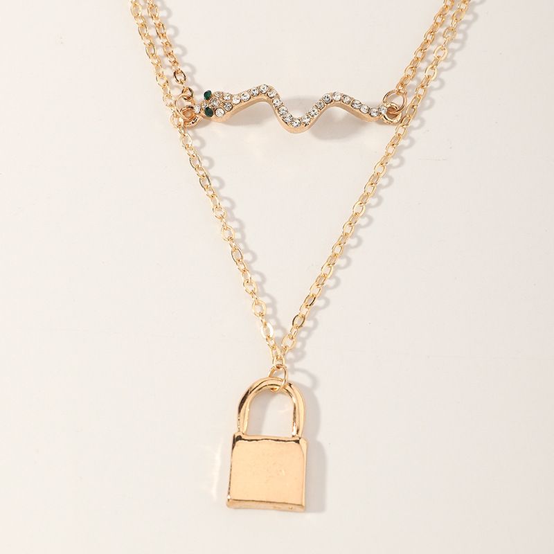 Fashion Double-layer Lock-shaped Necklac
