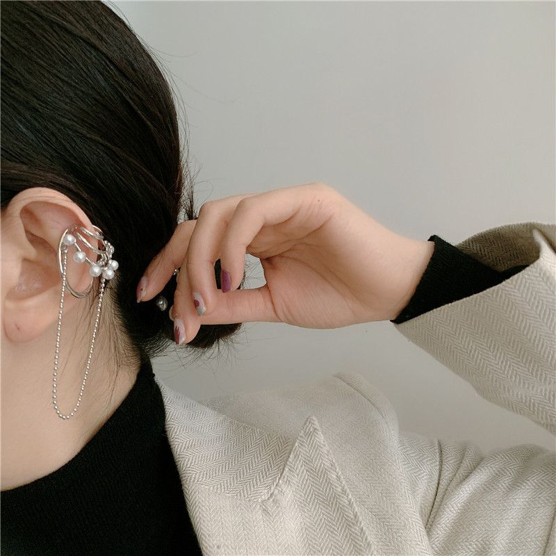 Retro Multi-layer Pearl Tassel Ear Bone Clip