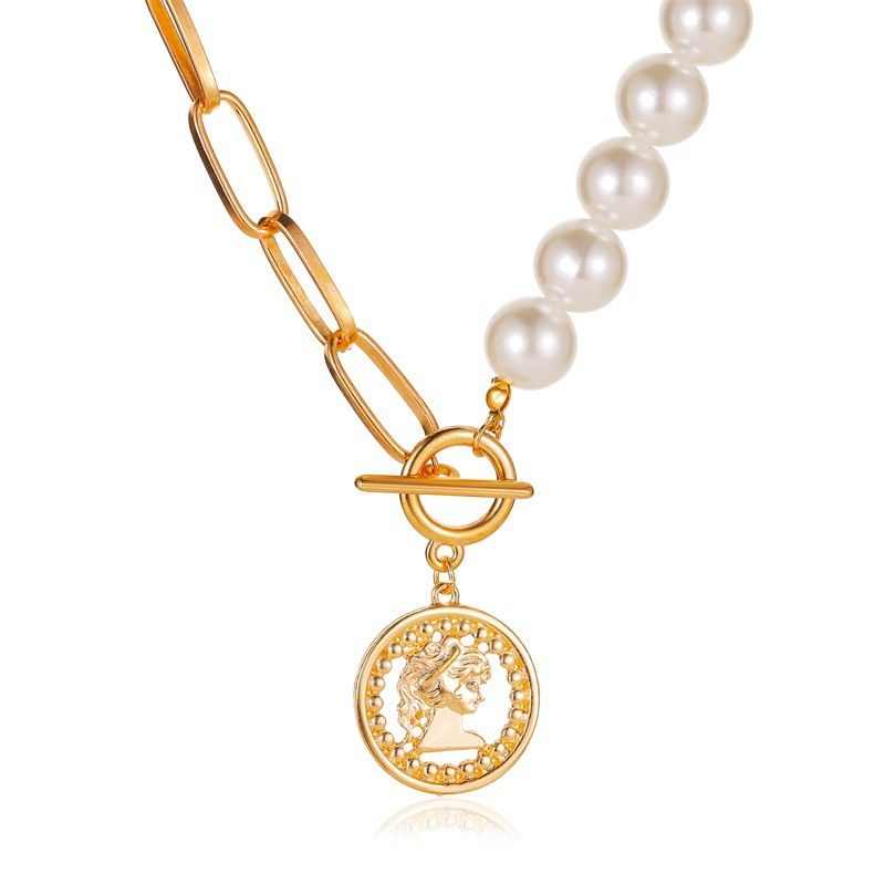 Coin Pendant Pearl Necklace