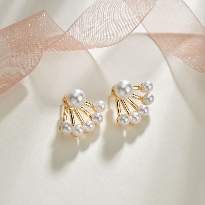 Korea Pearl Fan-shaped Earrings