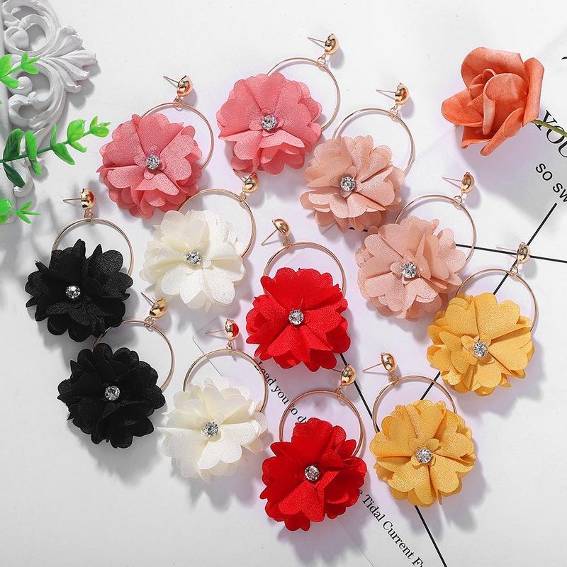 Fashion Wild Flower Diamond Earrings Female New Fresh Sweet Fabric Earrings