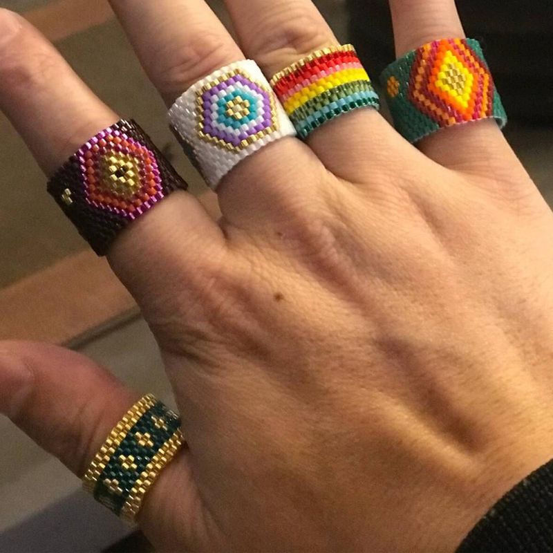 Europäischer Und Amerikanischer Grenz Überschreiten Der Mode Ring Böhmischer Miyuki Reis Perlen Hand Gewebter Netz Roter Schmuck