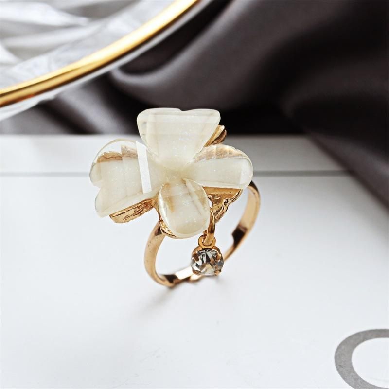 Ventes Directes D'usine Coréenne Bijoux Élégant Doux Papillon Brillant Diamant Anneau Vente Chaude Shell Décrochage Approvisionnement