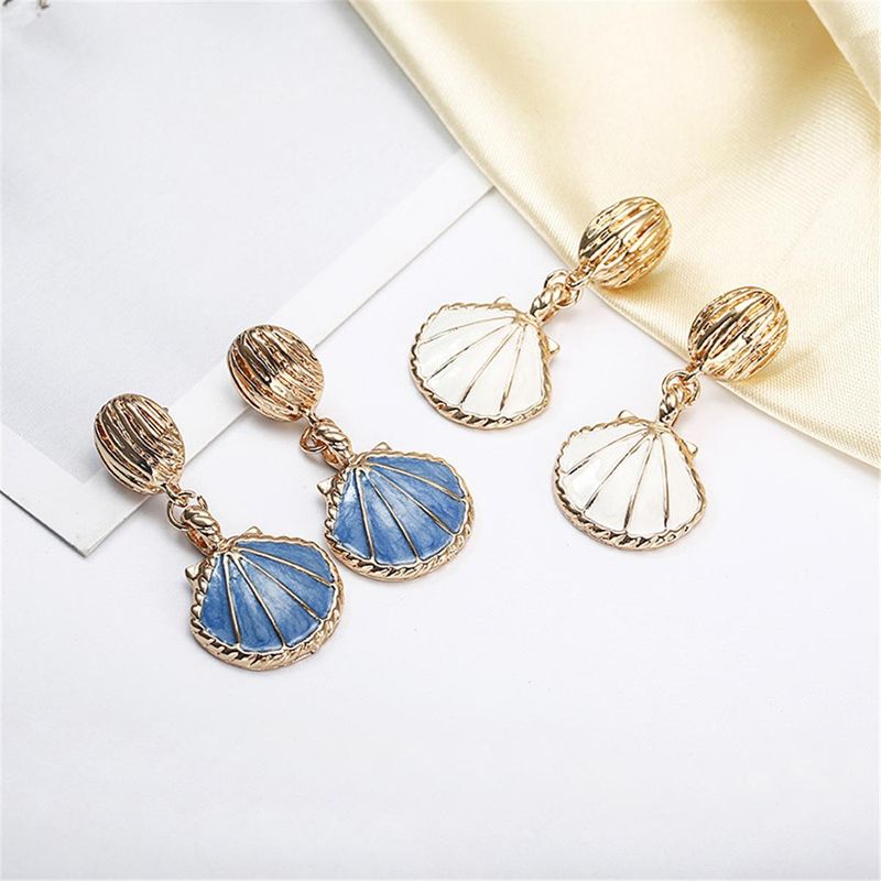 New Fashion Color Retention Plating Retro Marine Wind Shell Ear Pin Earrings Wholesale