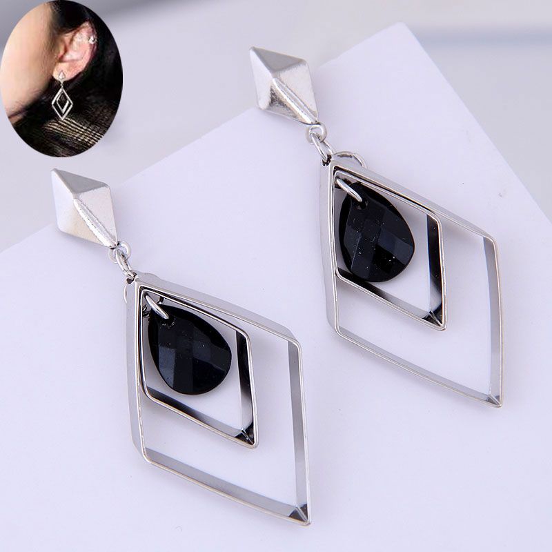 Korean Fashion Metal Texture Geometric Diamond Stud Earrings Wholesale