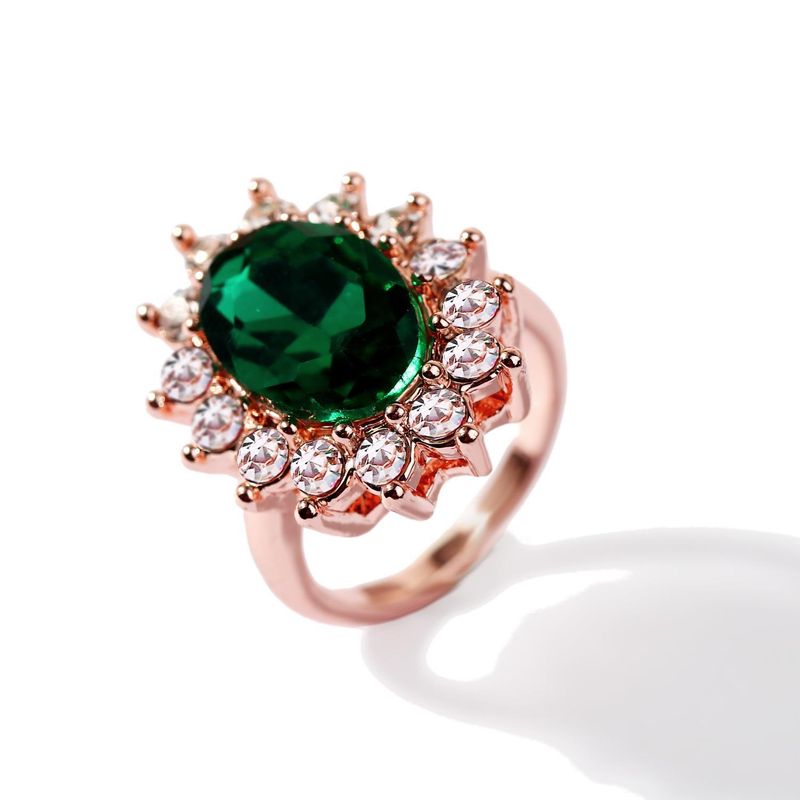Fashion Inlaid Synthetic Emerald Ring Luxury Ladies Dinner Wholesale