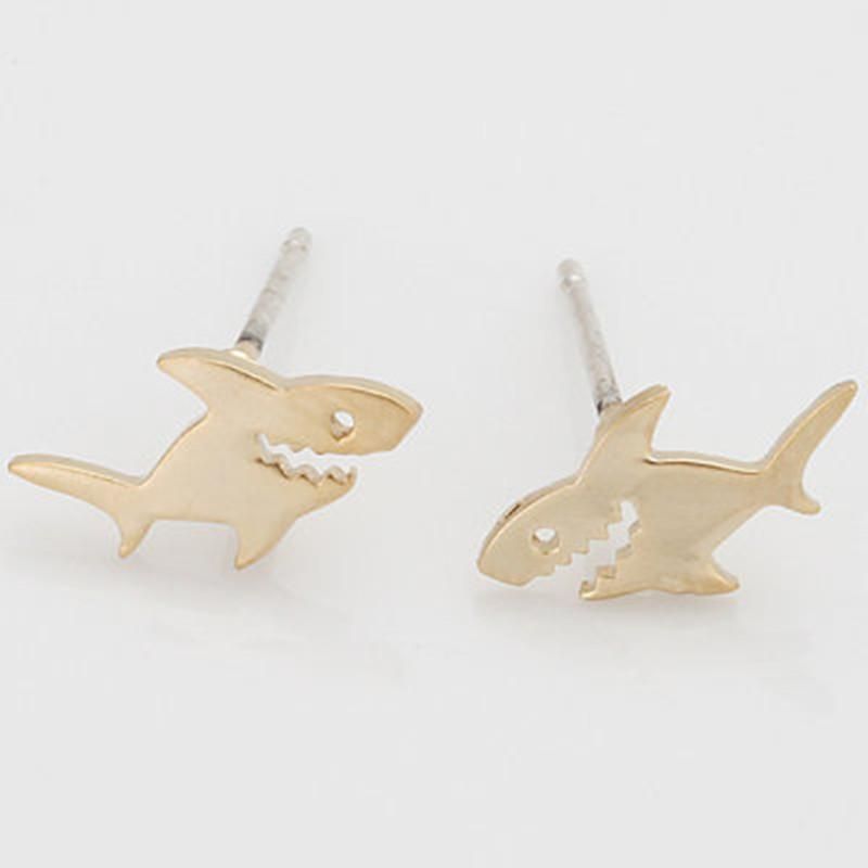 New Fashion Small Shark Alloy Color Retaining Electroplated Animal Earrings Shark Earrings Wholesale