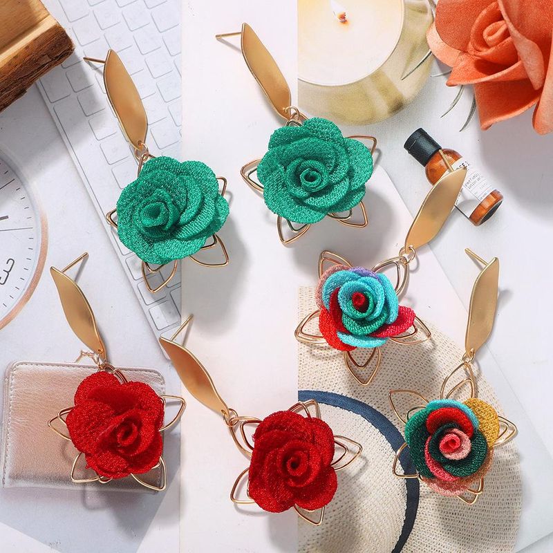 Grenz Überschreiten Der Heiß Verkaufter Exquisiter Hohler Stoff Blumen Ohrringe Frauen Koreanische Mode Neue Trend Ige Legierung Fünfzackige Stern Ohrringe Frauen