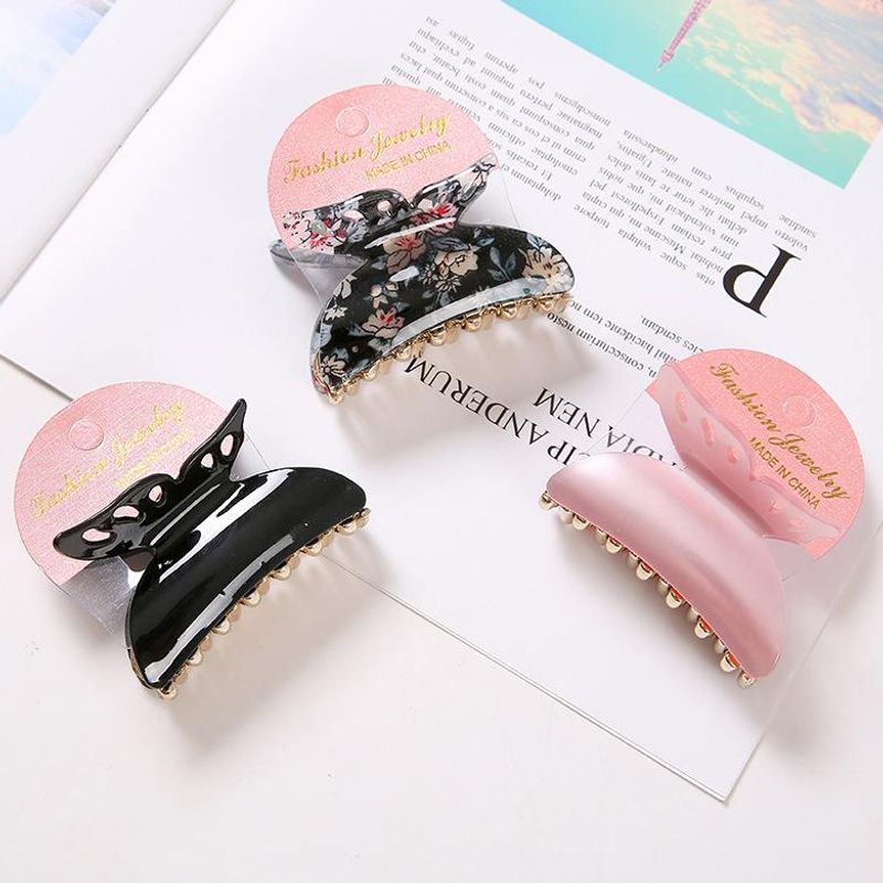 Korean New Fashion Butterfly Hair Clip Black Plastic Grab Clip Wholesale