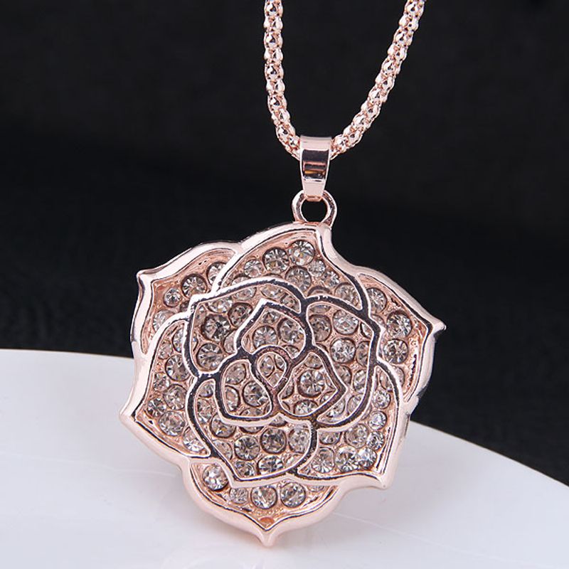 Fashion Metal Diamond Rose Flower Wild Long Necklace Yiwu Nihaojewelry Wholesale