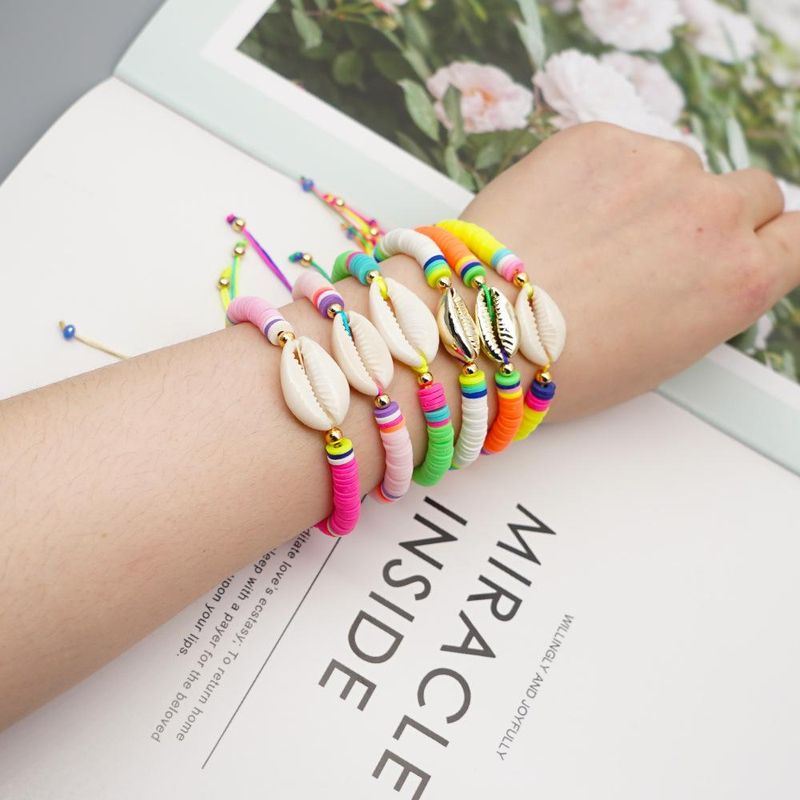 Simple Bohemian Beach Style Natural Shell Woven Friendship Rope Bracelet For Women Wholesale