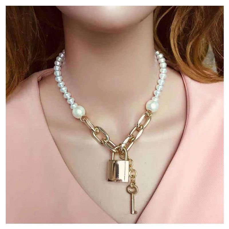 Mode Temperament Perlens Chloss Halskette Anhänger Ins Einfache Schlüsselbein Kette Halskette Weiblich 13590