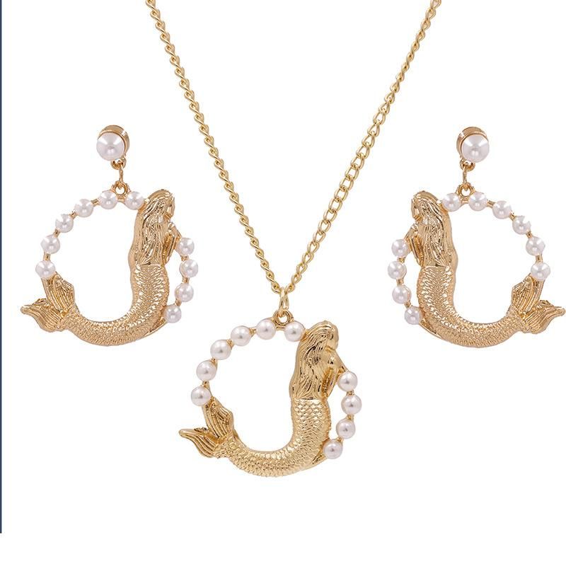 New Fashion Fish-shaped Necklace Geometric Round Pearl Necklace Earrings