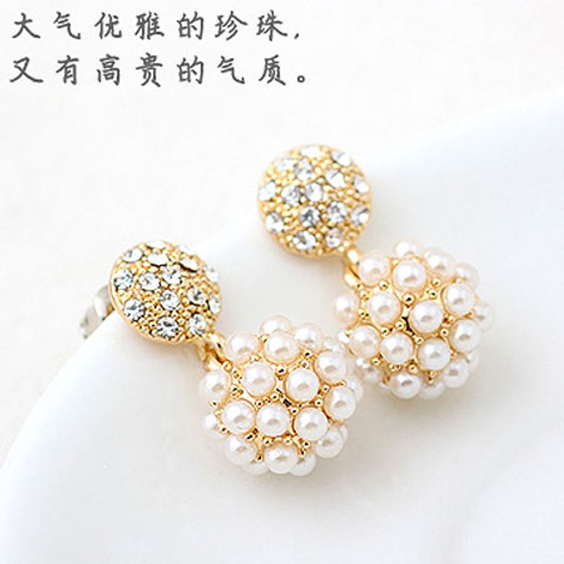 Boucles D&#39;oreilles Boule De Perle De Diamant De Mode Coréenne Élégant Yiwu En Gros Nhsc207154