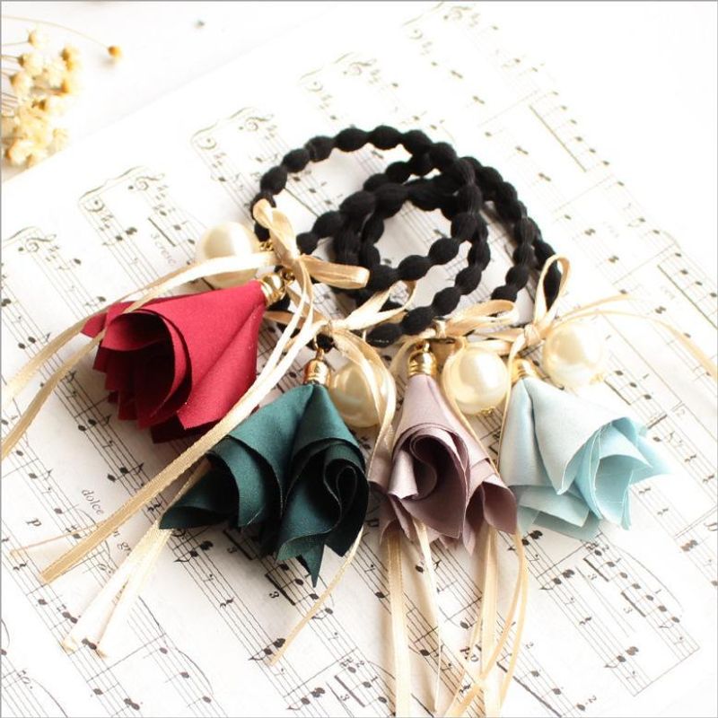 The New Korean Fashion Pearl Fabric Trumpet Flower Hair Band Bow Cheap Scrunchies Wholesale