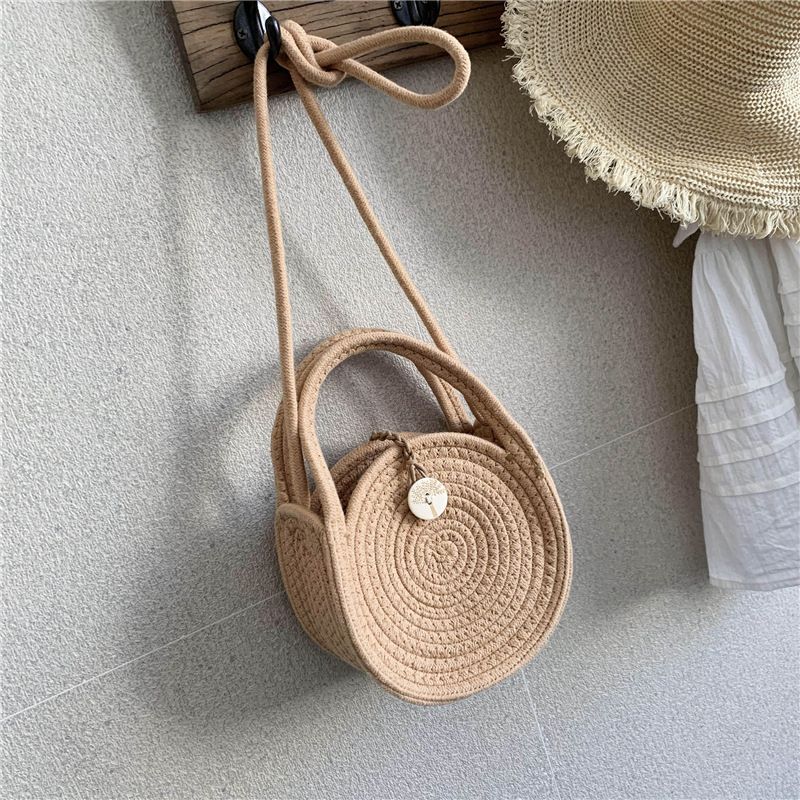 Hand-woven Bag Summer New Women's Bag Wholesale Shoulder Messenger Bag Portable Small Bag Holiday Straw Bag