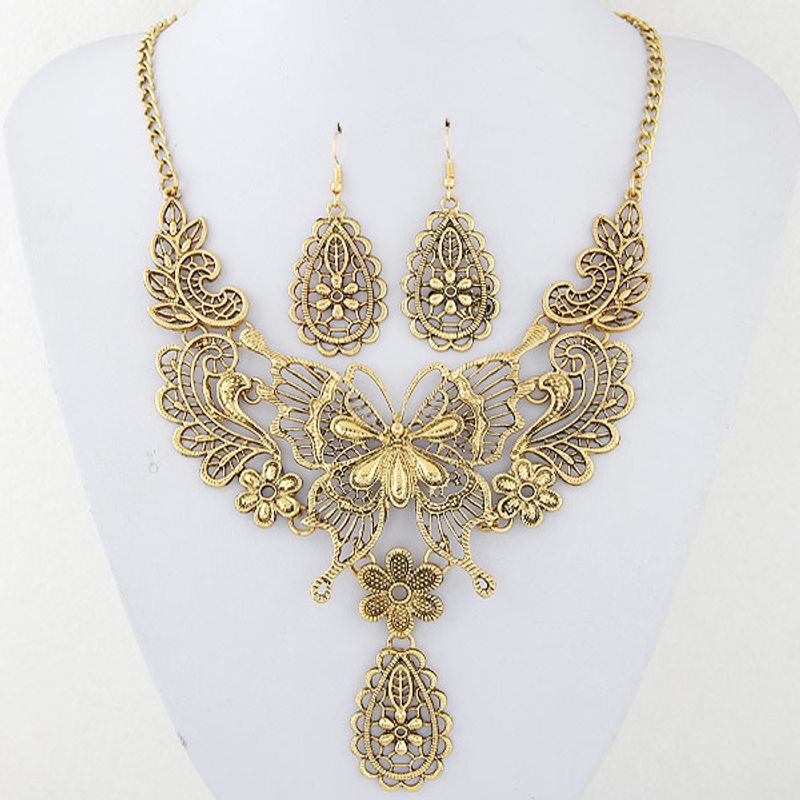 Fashion Metal Hollow Butterfly Drop Temperament Necklace Earring Set Wholesale