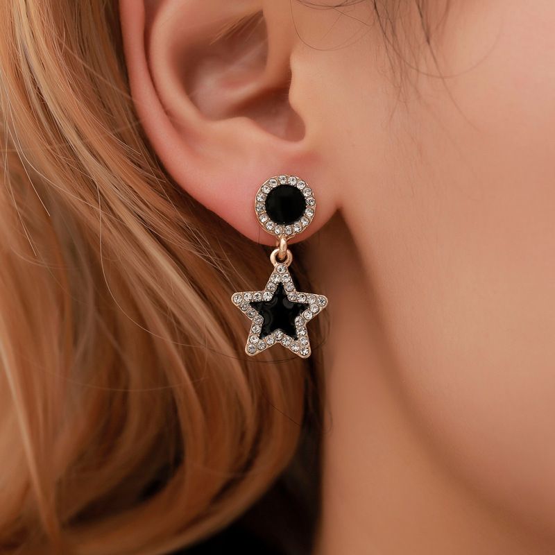 Koreanische Version Der Neuen Ohrringe Süße Fünfzackige Stern Blinkende Diamant Ohrringe Einfache Geometrische Ohrringe Ohrringe Frauen Netz Rot Lange Ohrringe