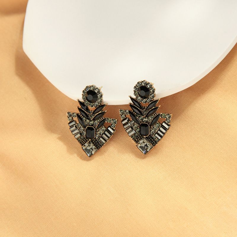 Crystal Diamond Earrings S925 Silver Needle Hollow Gemstone Earrings Banquet Wild Flower Earrings Wholesale