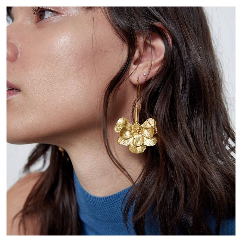 Retro Alloy Flower Ear Hook Atmospheric Metal Personality Simple Earrings Wholesale Nihaojewelry