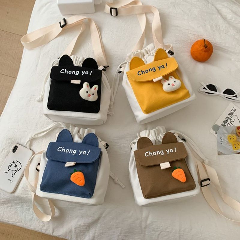 Korean New  Creative Cute Cartoon Funny  Drawstring Bucket Small Shoulder Bag Girl Cute Color Small Bag Wholesale