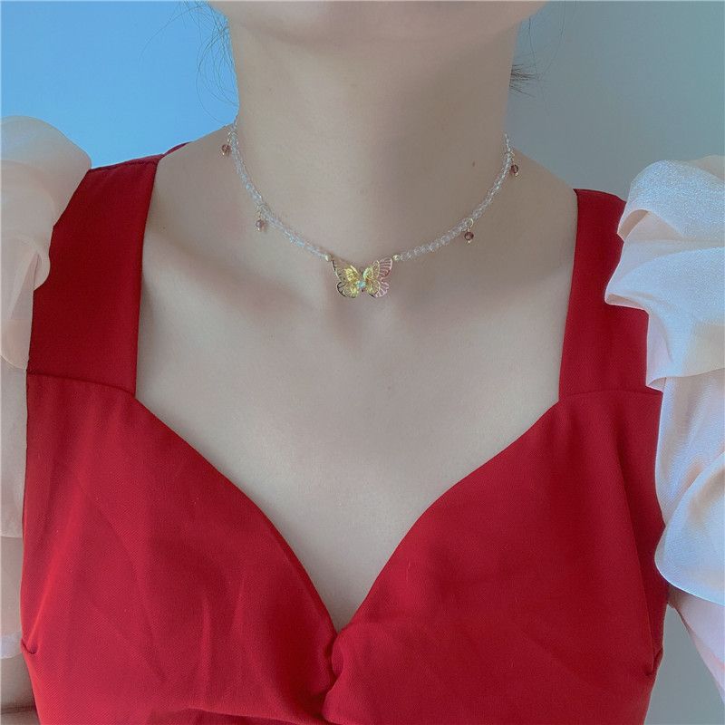 Korea The New Retro Palace Style Handmade Crystal Hollow Double Butterfly Wild Temperament Clavicle Chain Necklace Wholesale Nihaojewelry